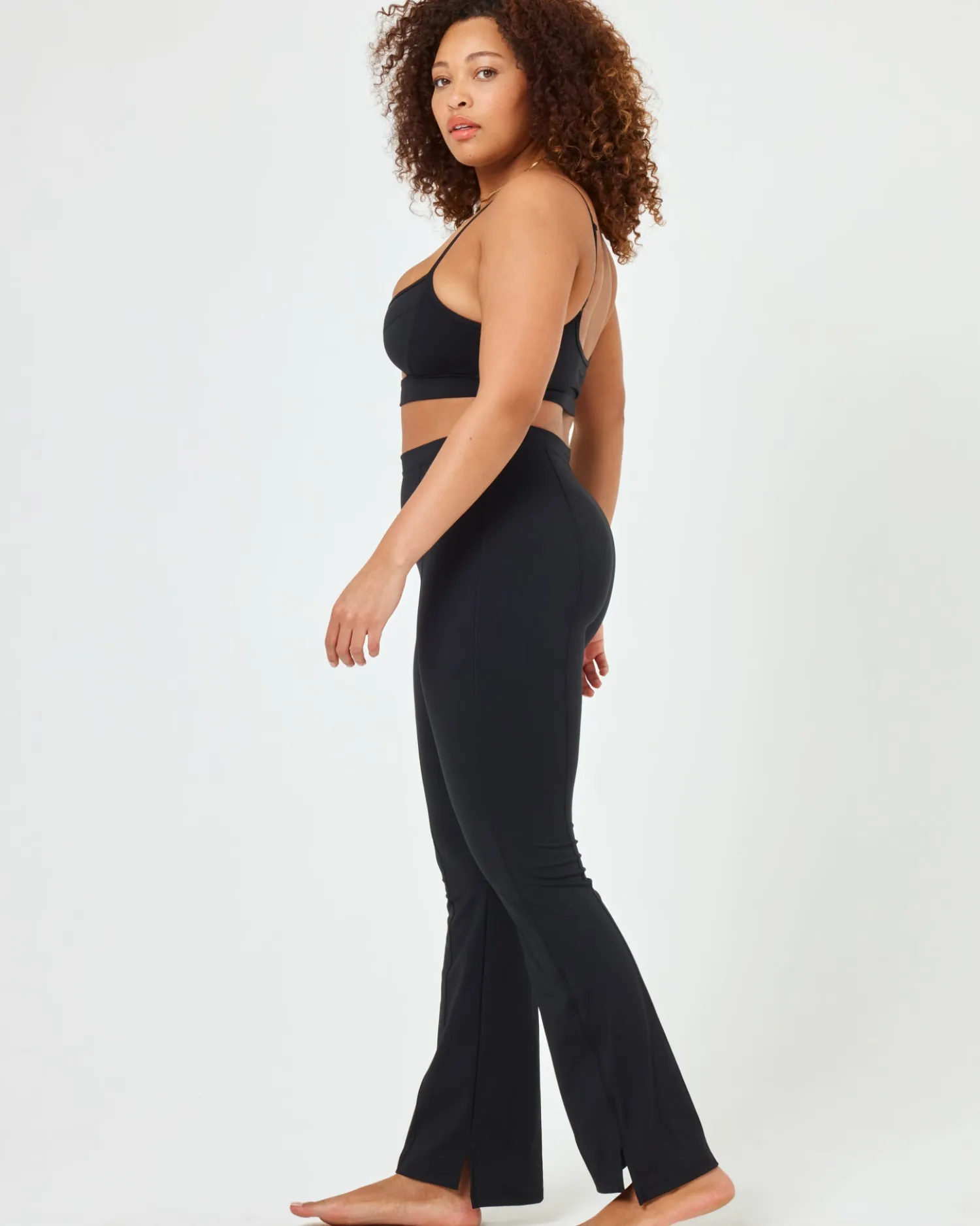New In Play Legging - Black Bottoms