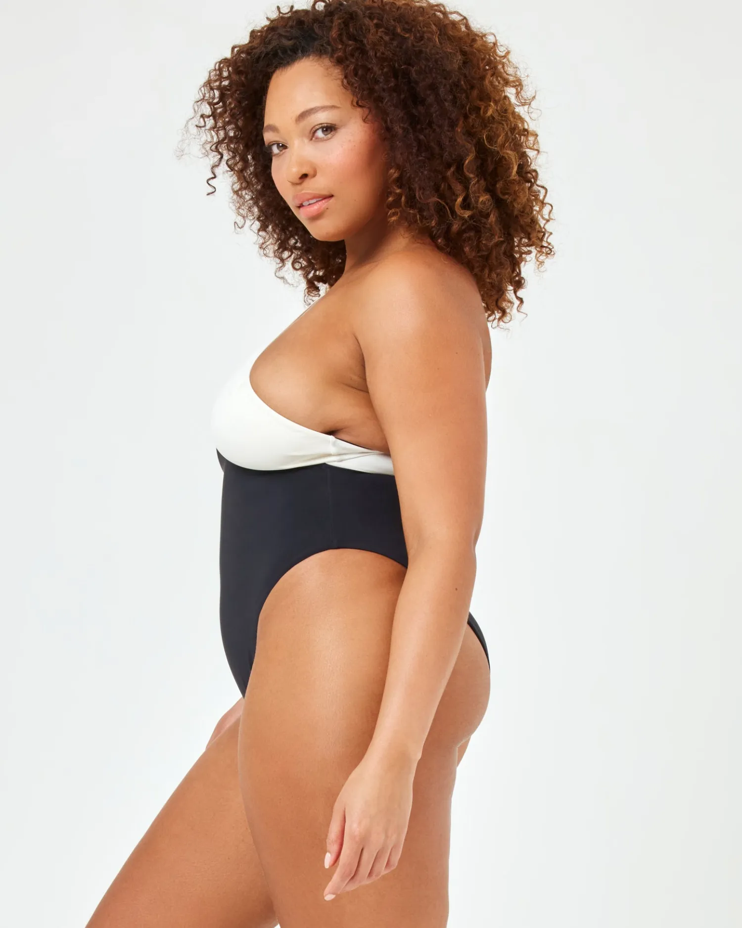 Best Raquel One Piece - Black-Cream Classic|One Pieces